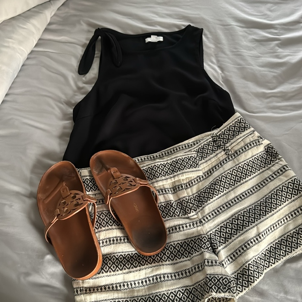 The riviera short - loft, size 2